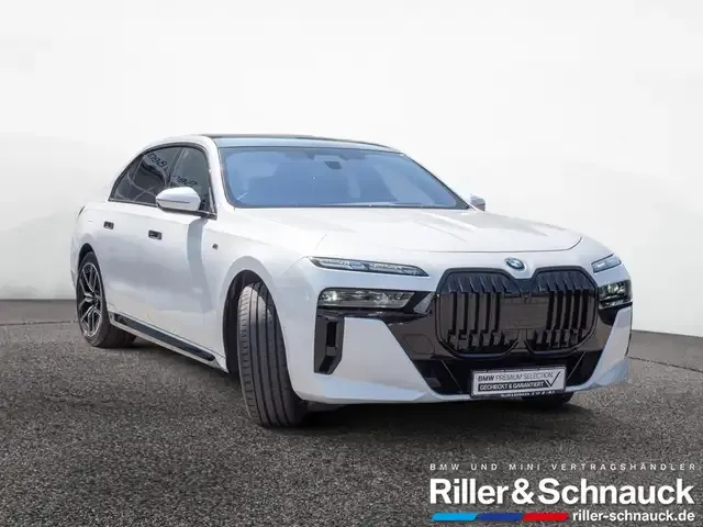 BMW 740