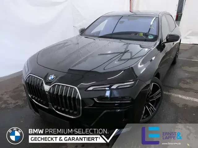 BMW 740