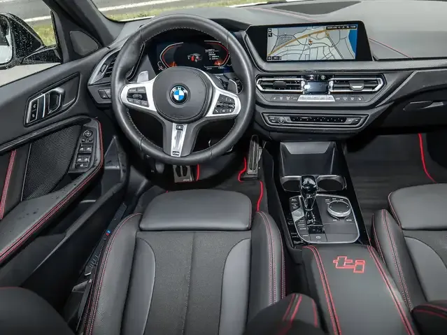 BMW 128