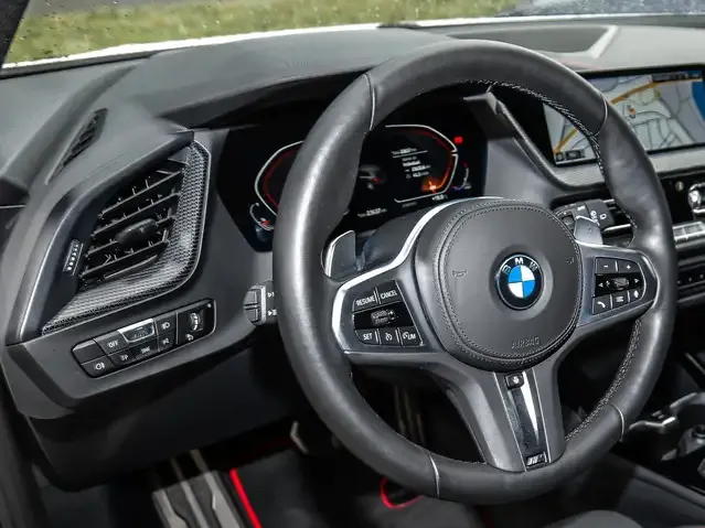 BMW 128