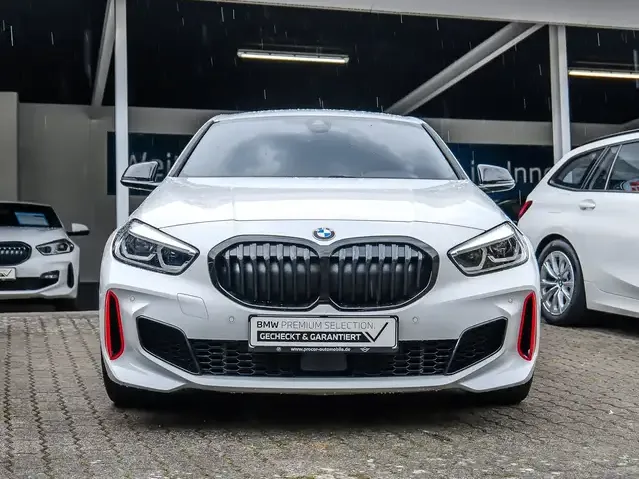 BMW 128