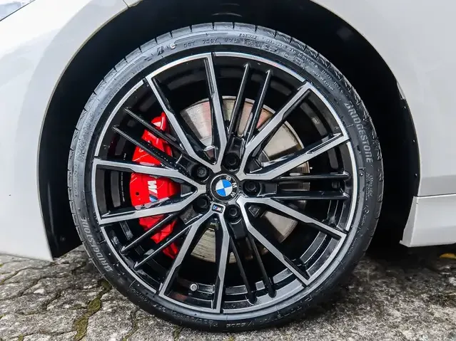 BMW 128