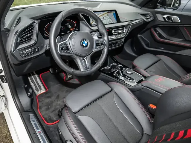 BMW 128