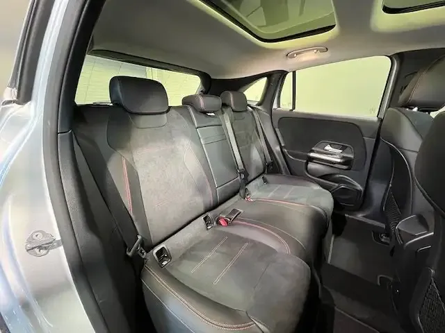 Mercedes-Benz EQA 300