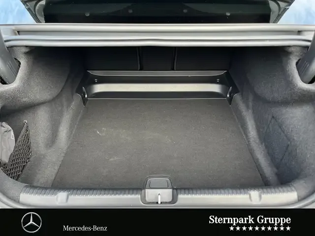 Mercedes-Benz EQE 350