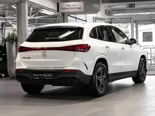 Mercedes-Benz EQA 250