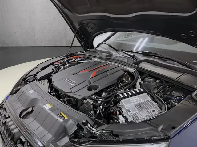 Audi S5