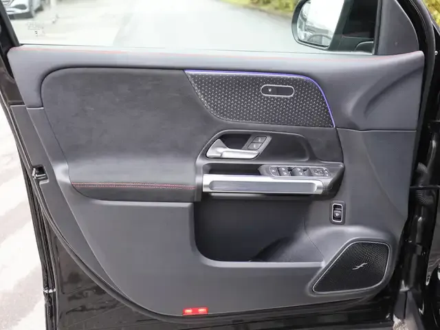 Mercedes-Benz GLB 250