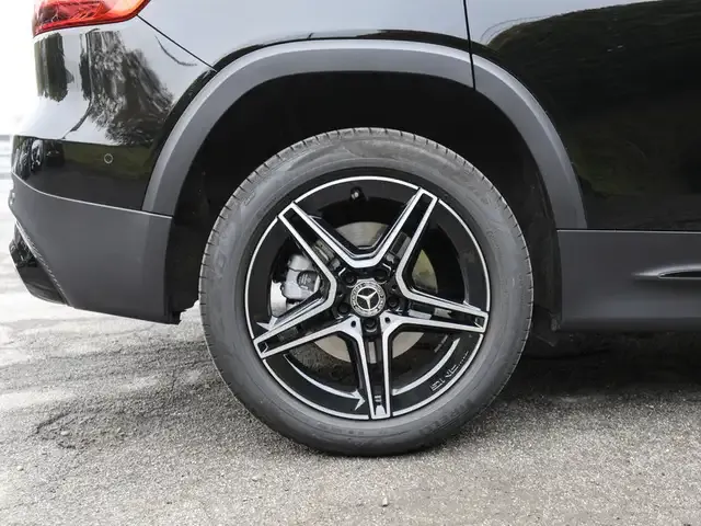 Mercedes-Benz GLB 250