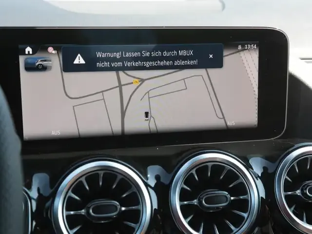 Mercedes-Benz GLA 220