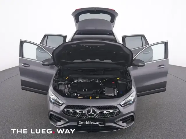 Mercedes-Benz GLA 200