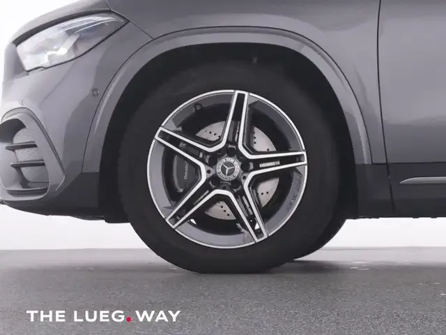 Mercedes-Benz GLA 200