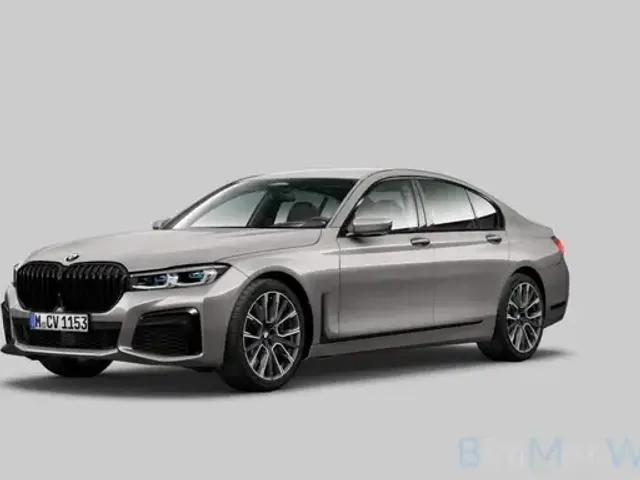 BMW 740