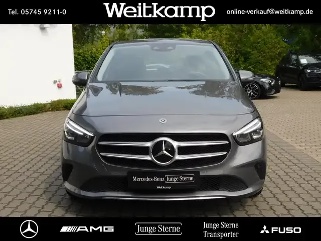 Mercedes-Benz B 250