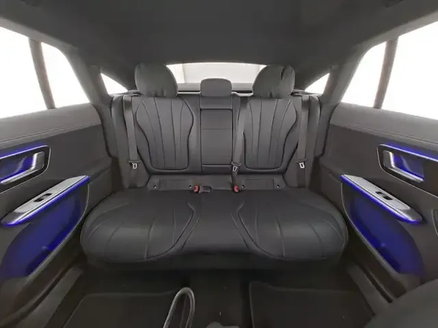 Mercedes-Benz EQE 300