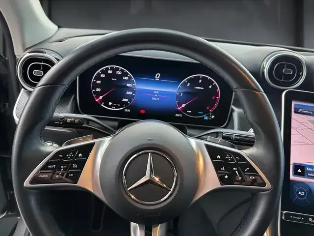 Mercedes-Benz GLC 220