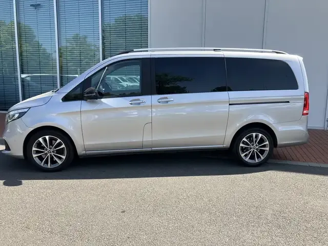 Mercedes-Benz V 250