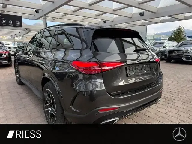 Mercedes-Benz GLC 220