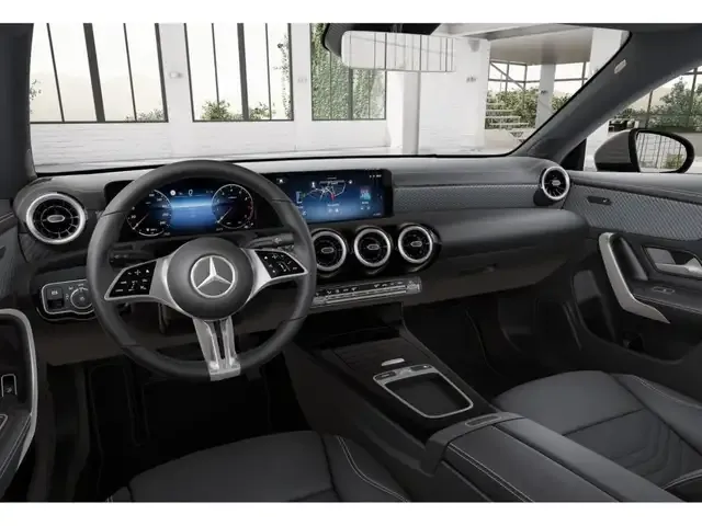 Mercedes-Benz CLA 200