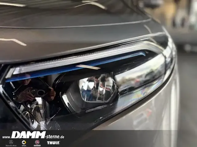 Mercedes-Benz EQB 350