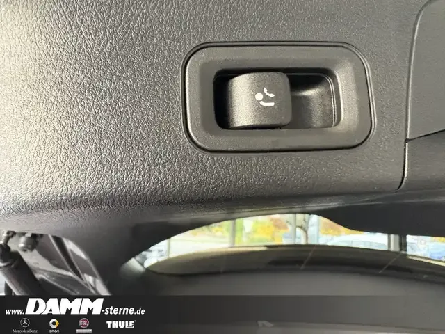 Mercedes-Benz EQB 350