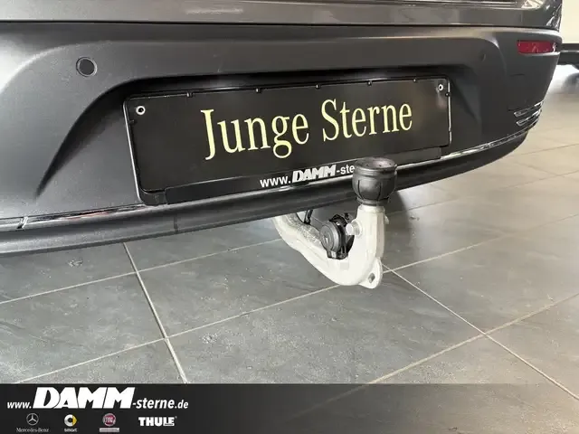 Mercedes-Benz EQB 350