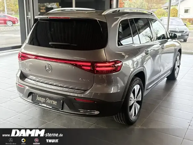 Mercedes-Benz EQB 350