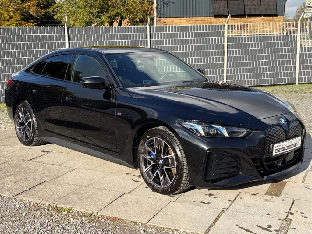 BMW i4