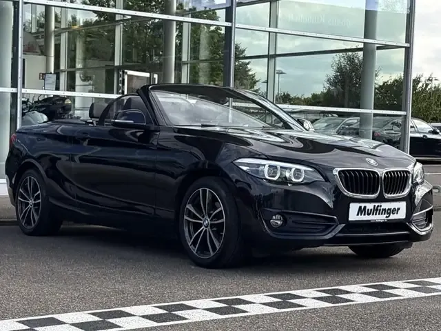 BMW 218