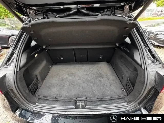Mercedes-Benz B 220
