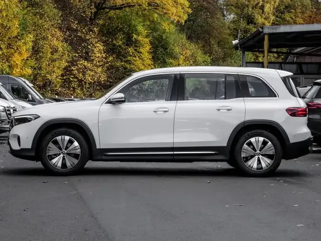 Mercedes-Benz EQB 300