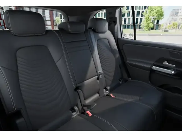 Mercedes-Benz EQB 300