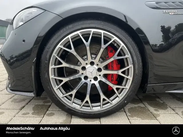 Mercedes-Benz C 63 AMG