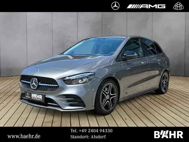 Mercedes-Benz B 220