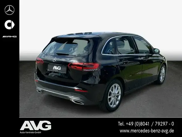 Mercedes-Benz B 200