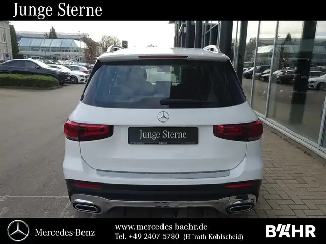 Mercedes-Benz GLB 200