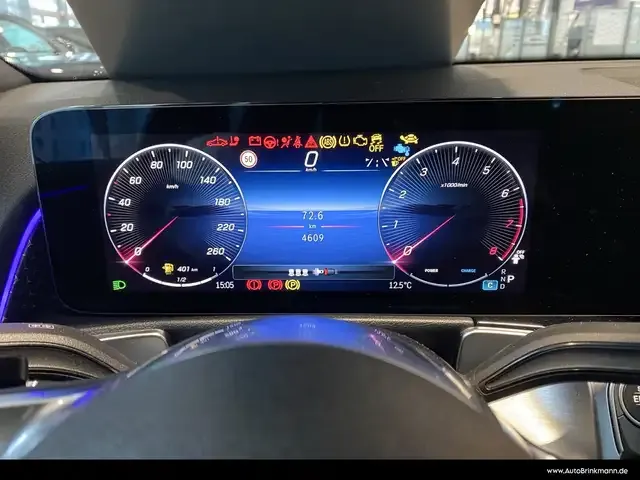 Mercedes-Benz GLB 200