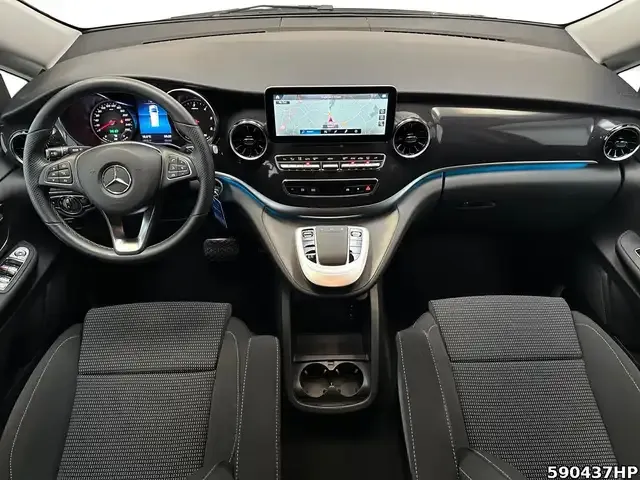 Mercedes-Benz V 220