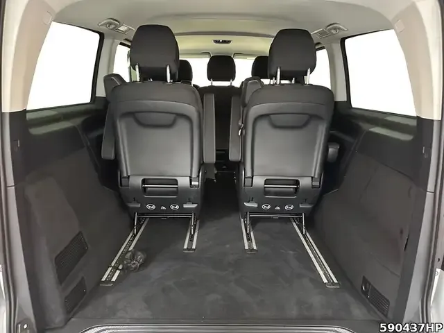 Mercedes-Benz V 220