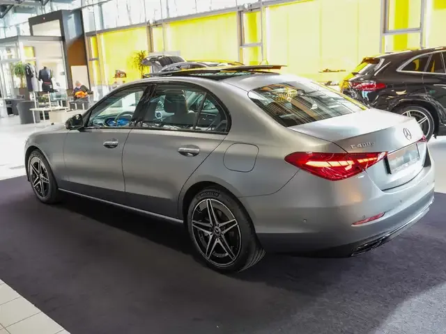 Mercedes-Benz C 400