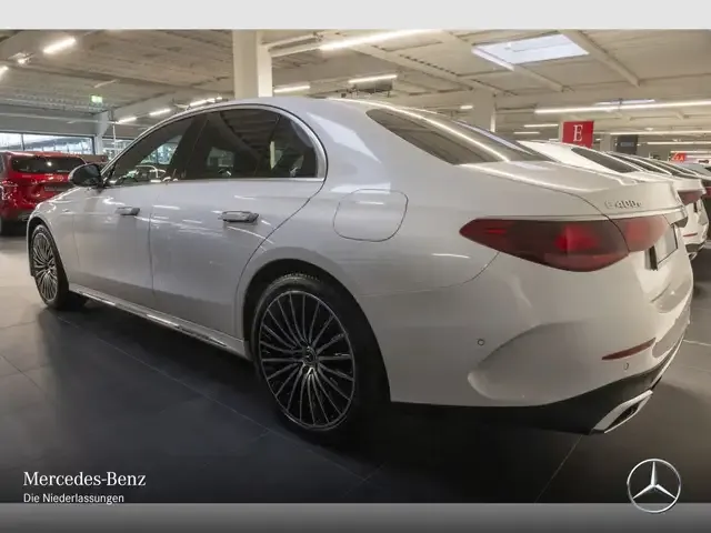 Mercedes-Benz E 400