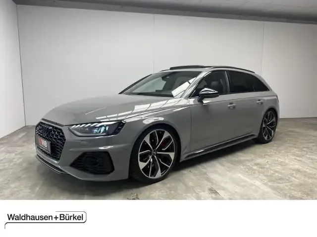 Audi RS4