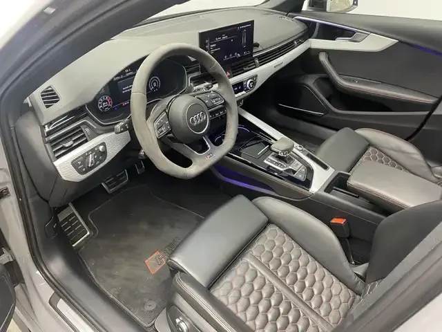 Audi RS4