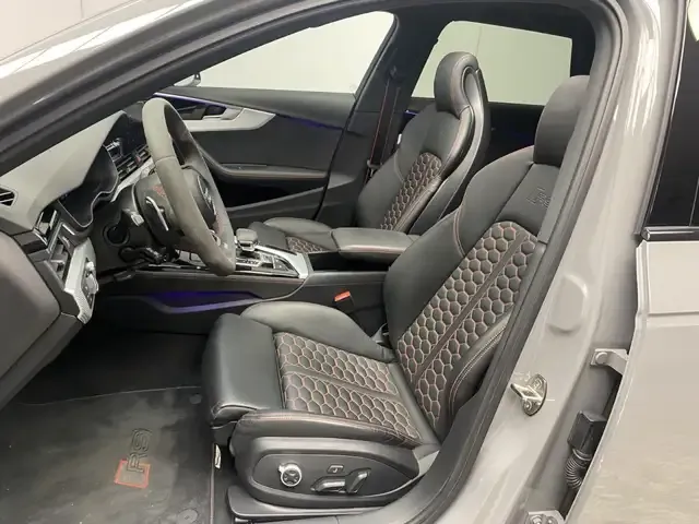 Audi RS4
