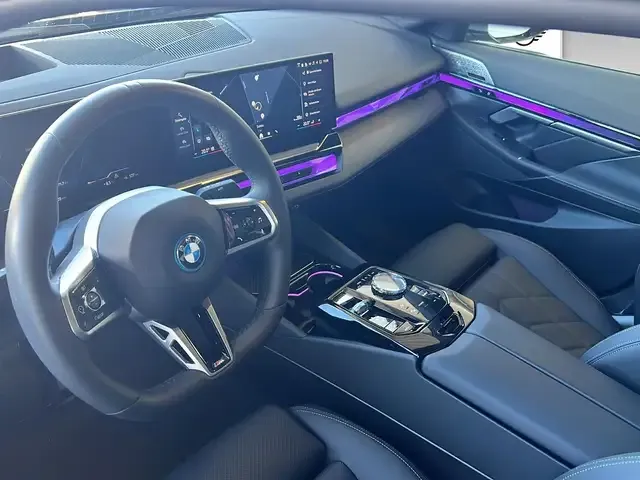 BMW i5