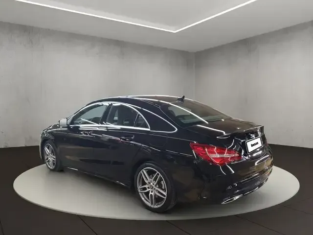 Mercedes-Benz CLA 180