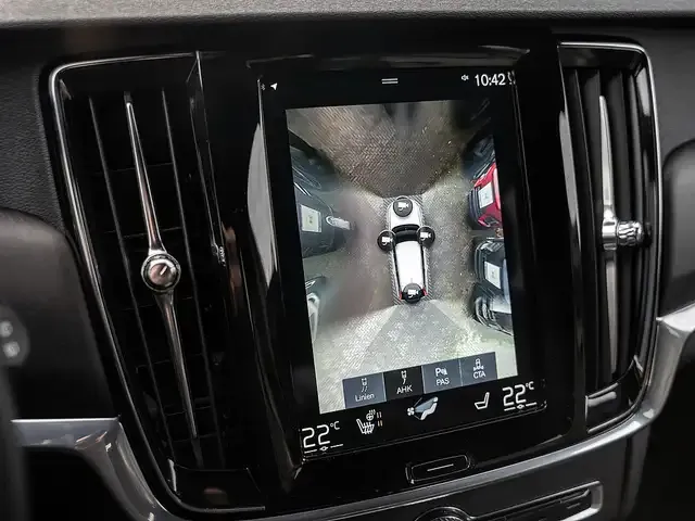 Volvo V90 Cross Country