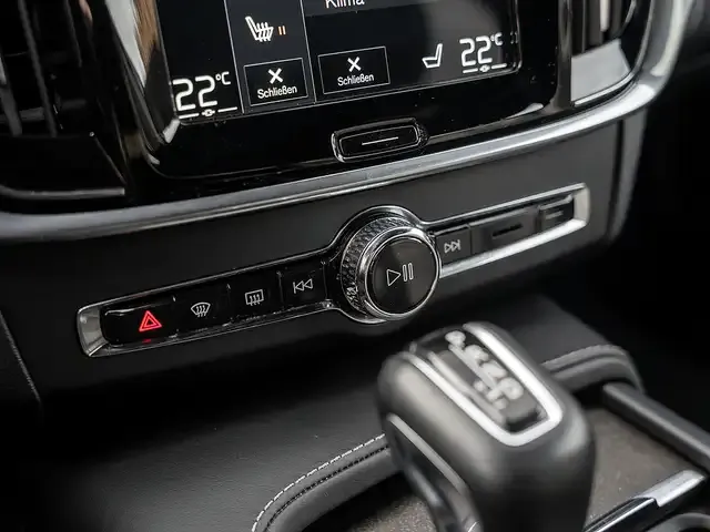 Volvo V90 Cross Country