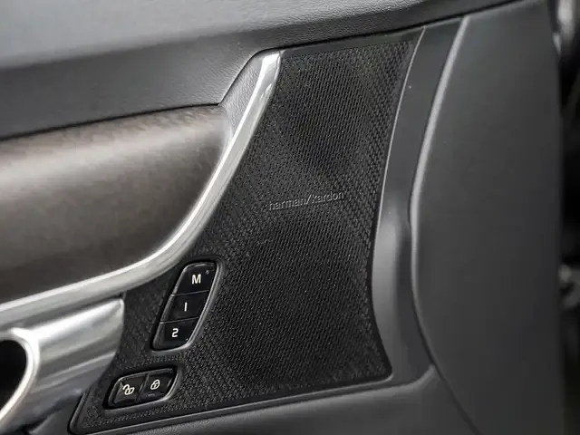 Volvo V90 Cross Country