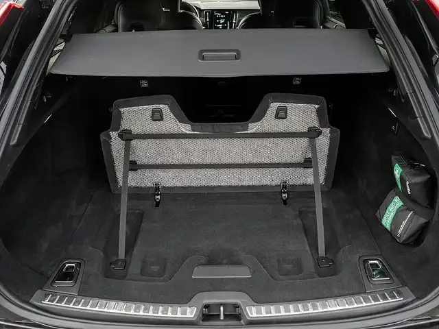 Volvo V90 Cross Country